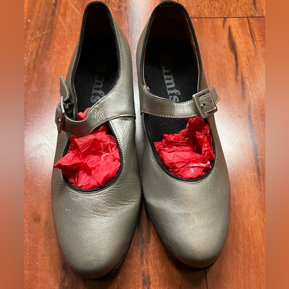 Silver leather Mary Jane’s
